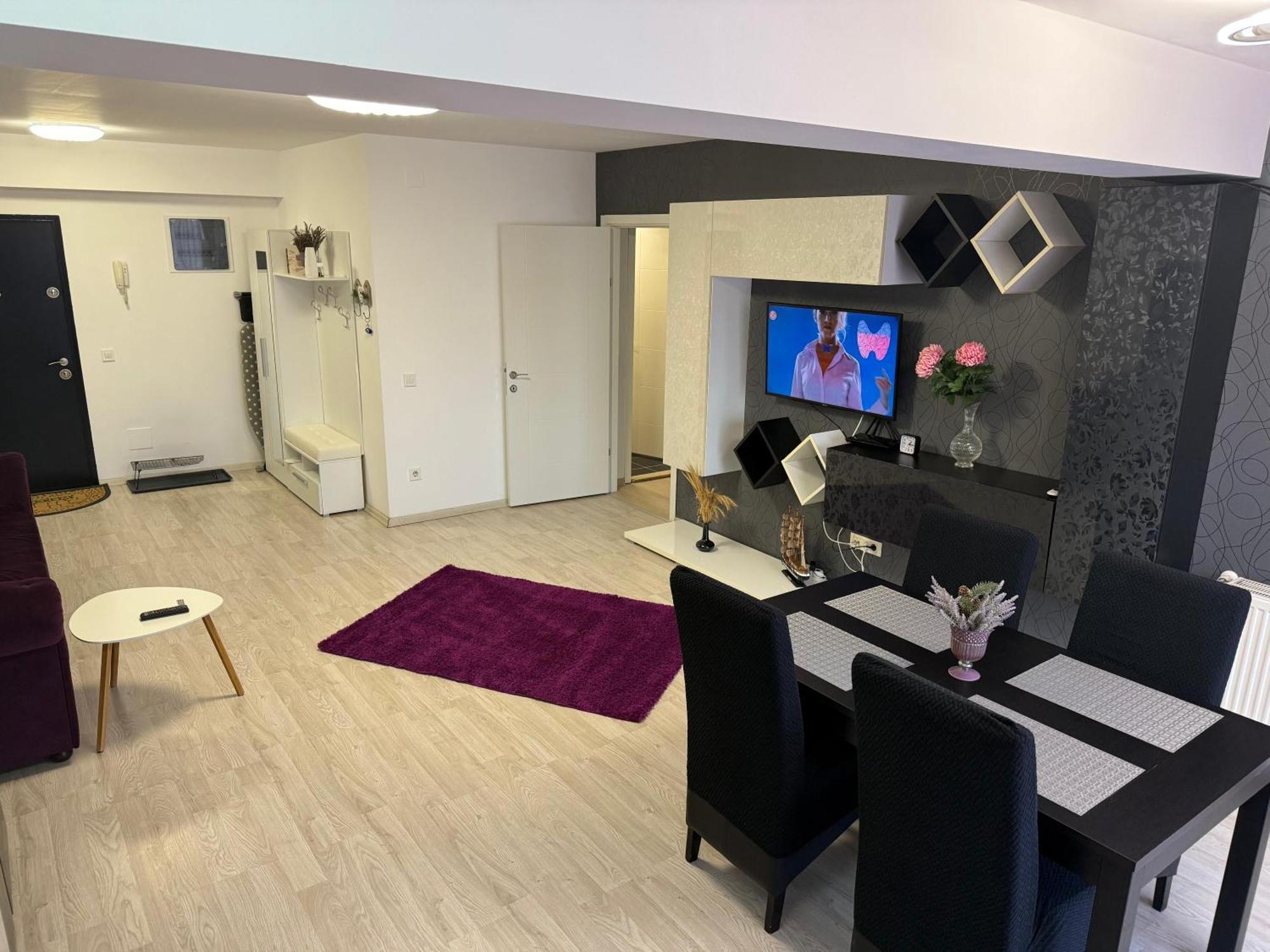 Airport Apartment 70 Squared Meters Otopeni Esterno foto